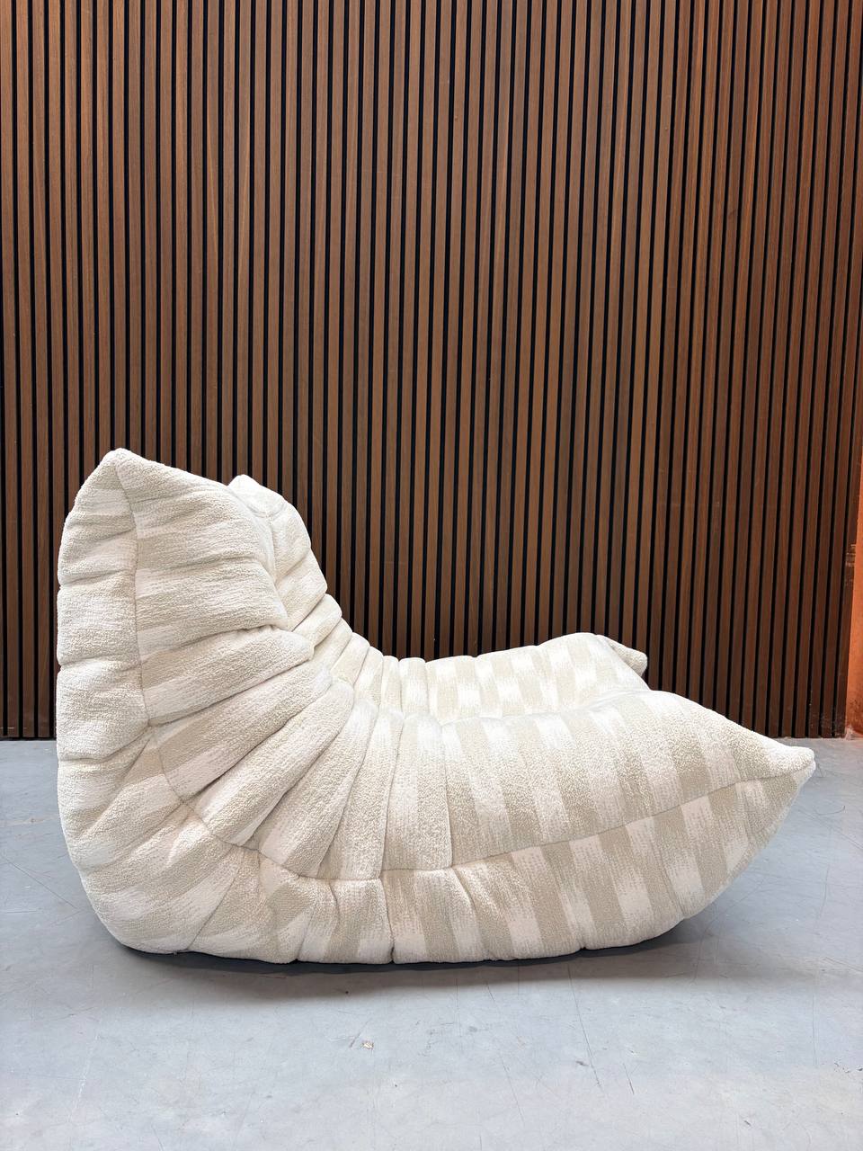 Ligne Roset Togo 1-Seater – Alak Lait