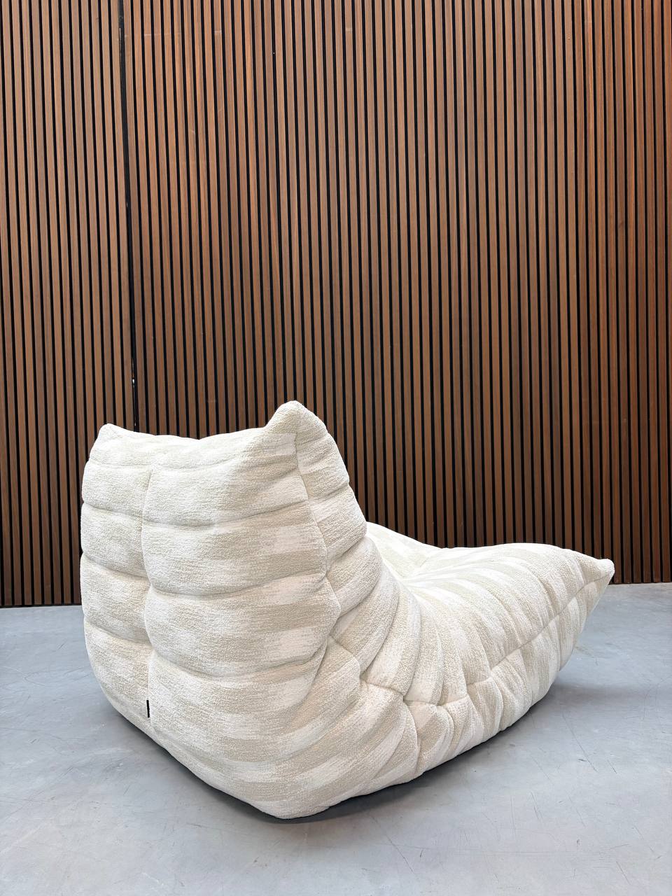 Ligne Roset Togo 1-Seater – Alak Lait
