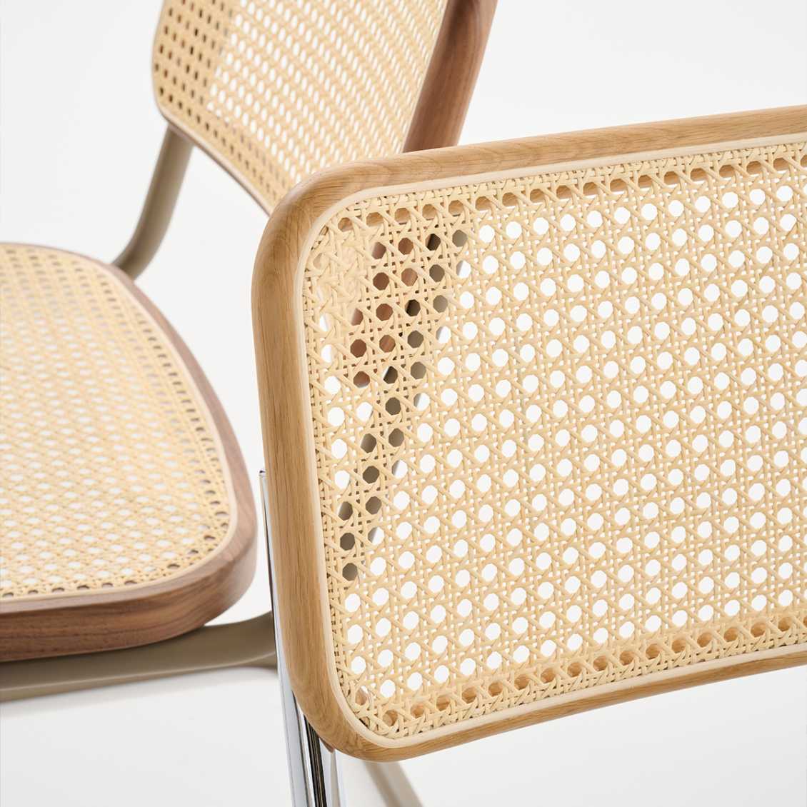 Thonet S 32 VL lounge chair