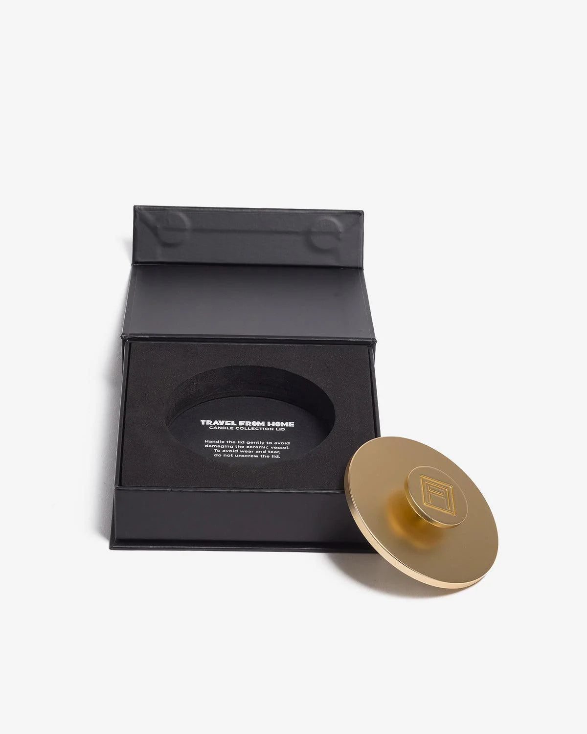 ASSOULINE Travel From Home Candle Collection Lid
