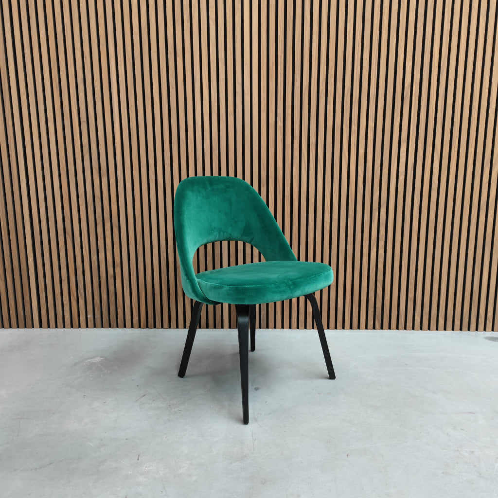 Knoll Saarinen green dining chair
