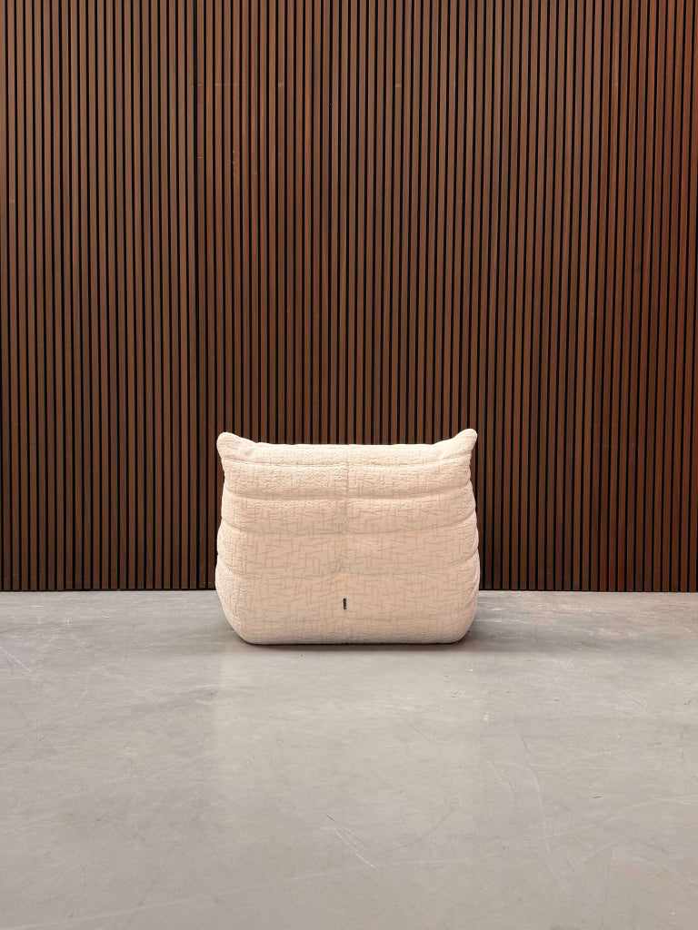 Ligne Roset Togo Fireside Chair 1-zits | Alak Lait