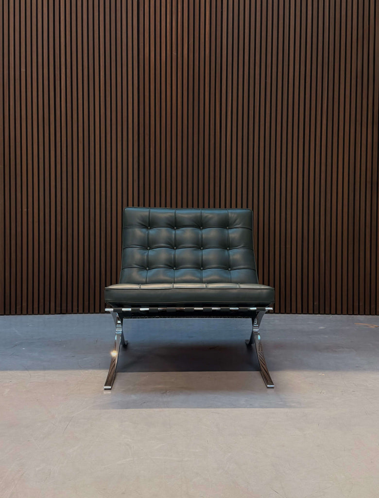 Knoll Barcelona Chair - Bauhaus Green - Relax
