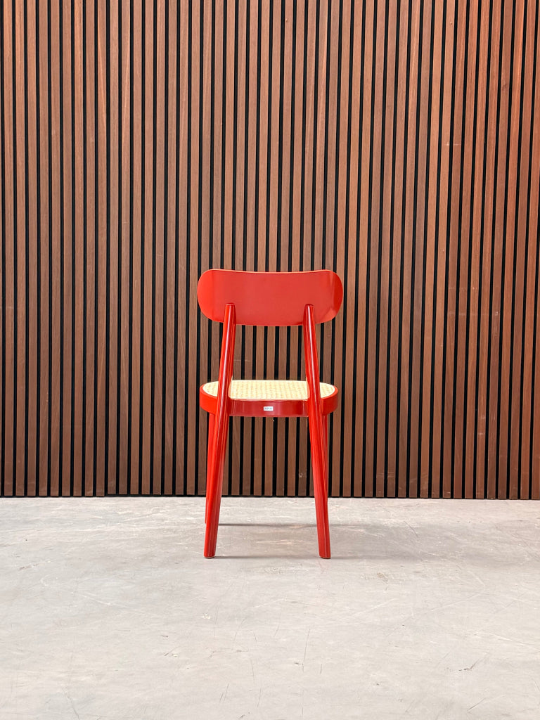 Thonet 118 - Hoogglans Red