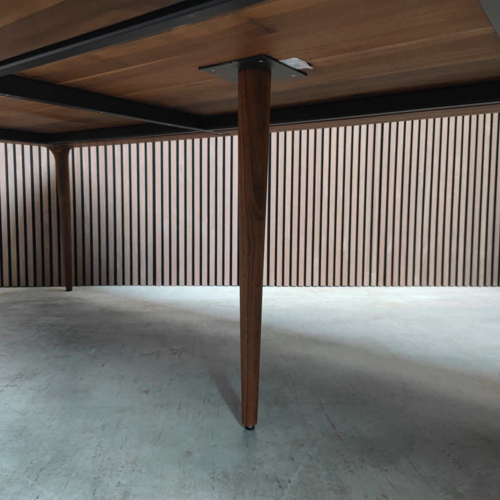 Artisan Latus Eettafel in Amerikaans Walnoot (3 meter)