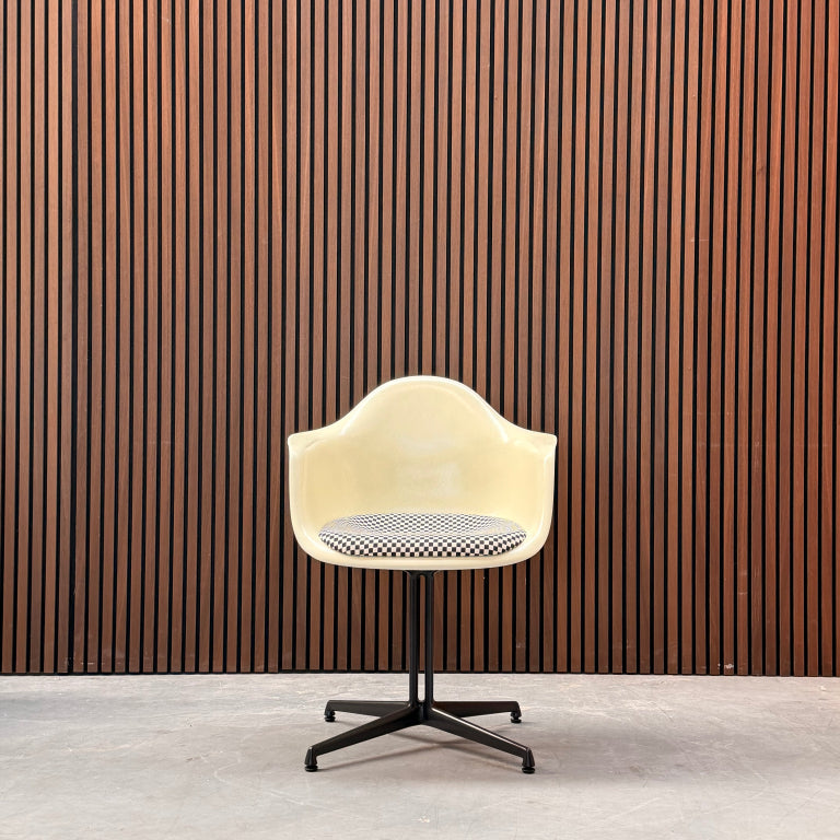 Vitra Eames DAL Dining Chair – Checkerboard Fiberglass