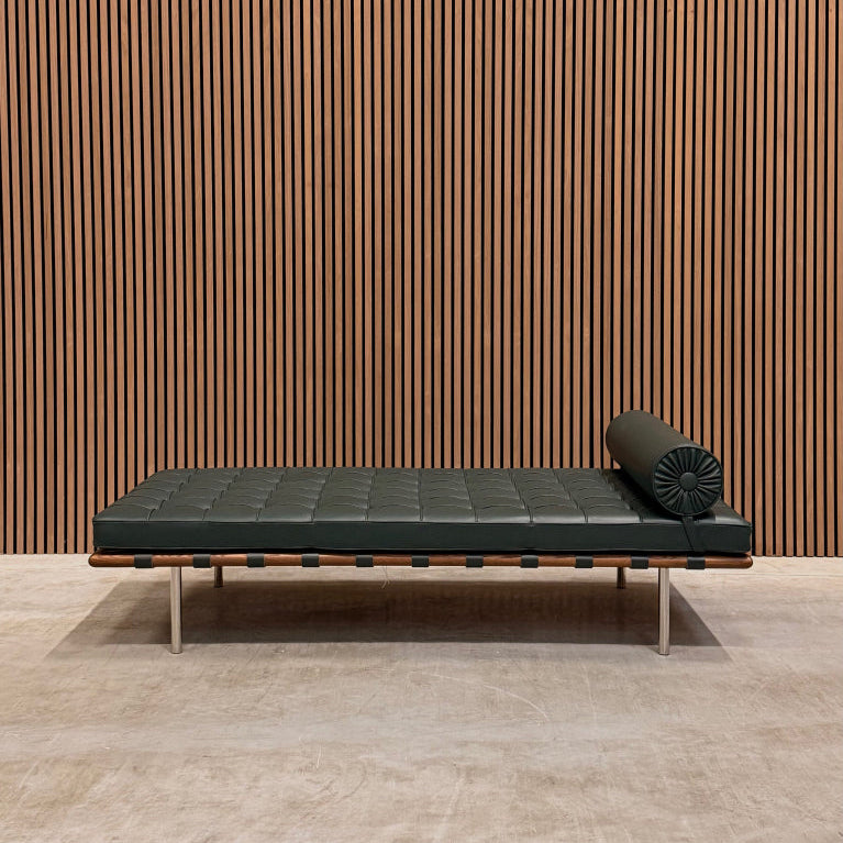 Knoll Barcelona Daybed - Bauhaus Green