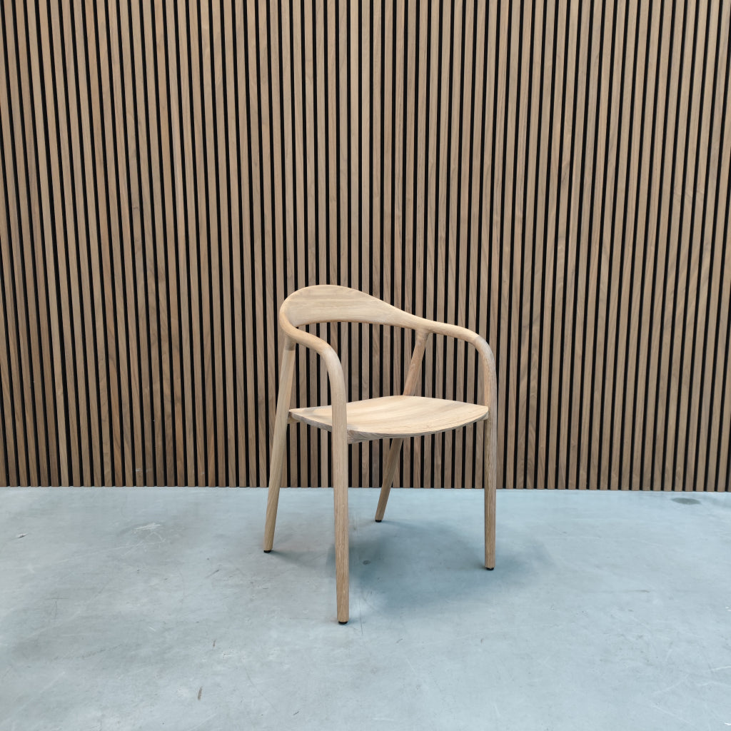 Artisan Neva dining chair oak