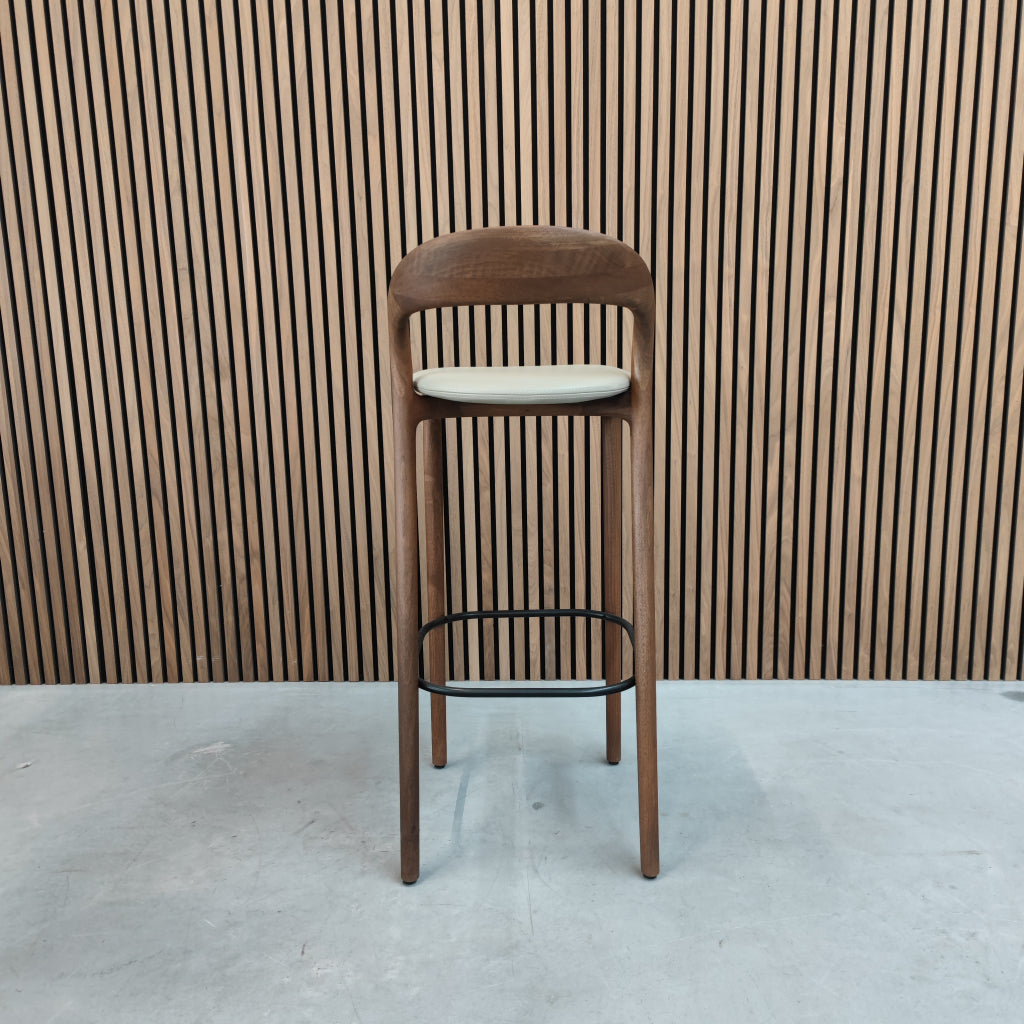 Artisan Neva barchair Select 112