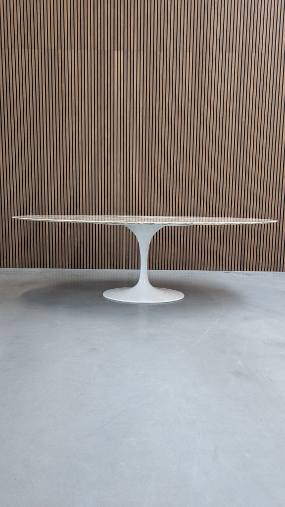 Knoll Saarinen Calacatta 198cm