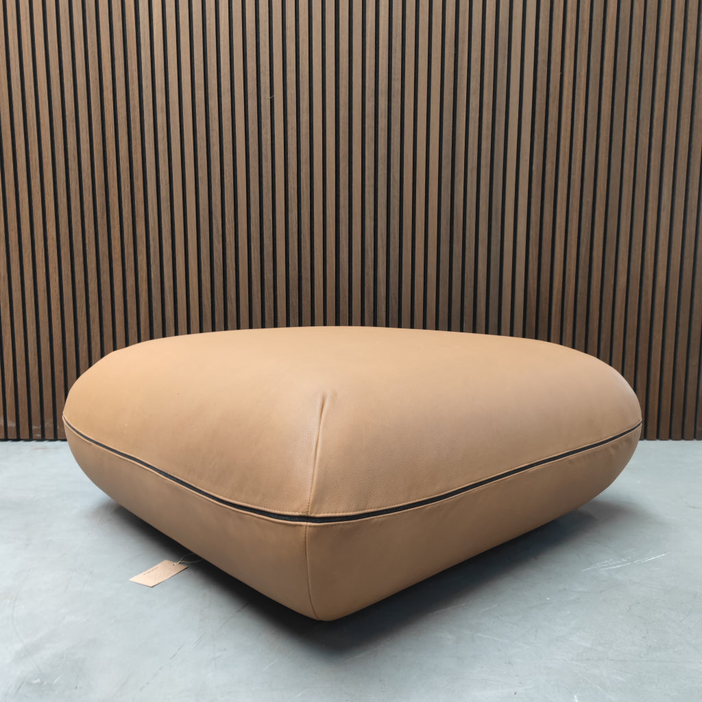 COR Jalis Ottoman in Cognac Leder