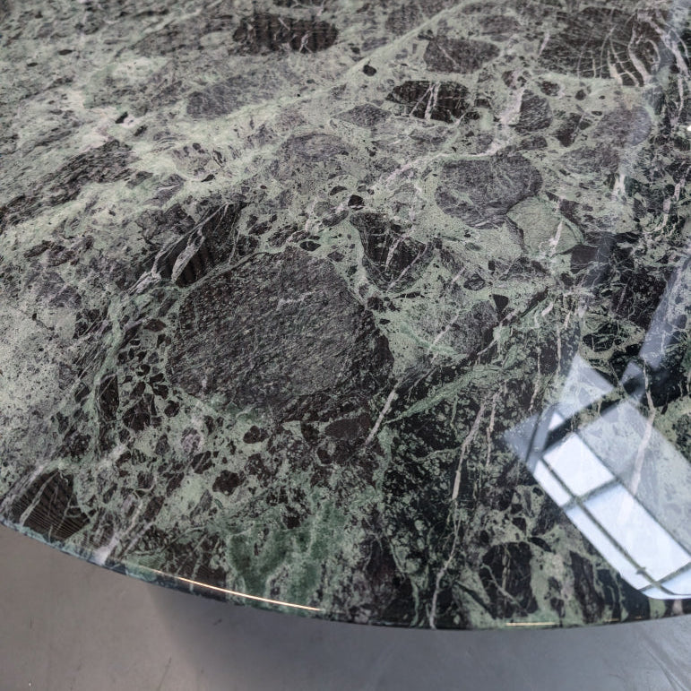 Knoll Saarinen Eettafel - Verde Alpi Marmer (Ø137)