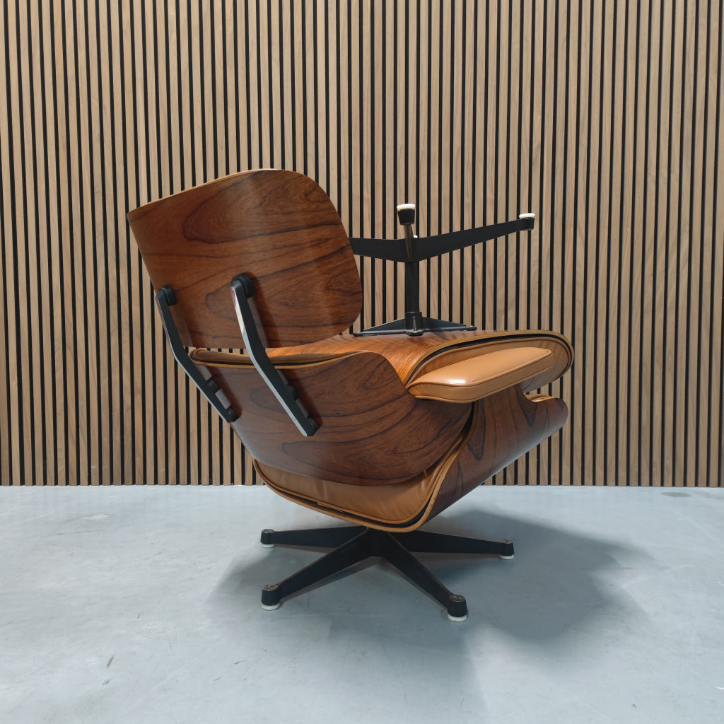 Vitra Eames lounge chair incl. ottoman - Cognac leder