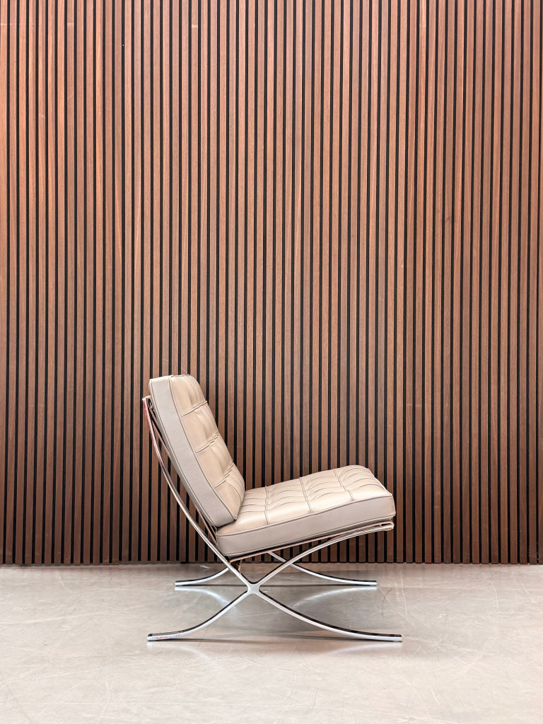 Knoll Barcelona chair - Volo Leather taupe