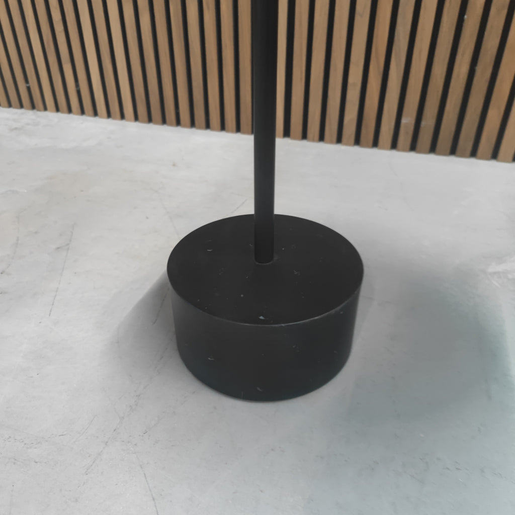 Cassina 9 occasional table - bijzettafel