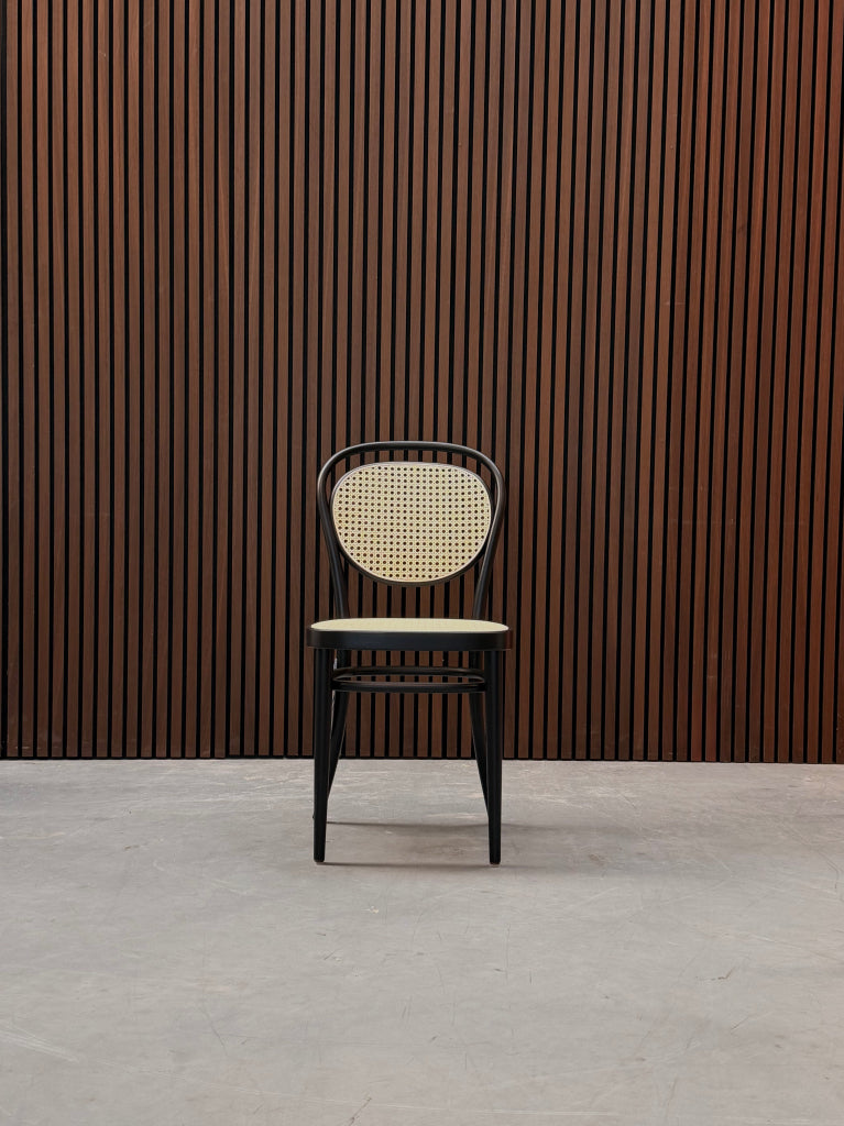 Thonet - 215 R eetkamerstoel - zwart/naturel