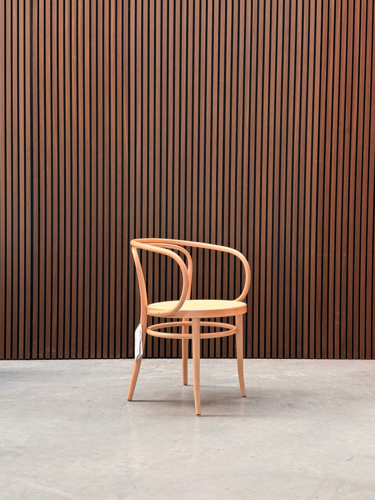 Thonet 209 armstoel