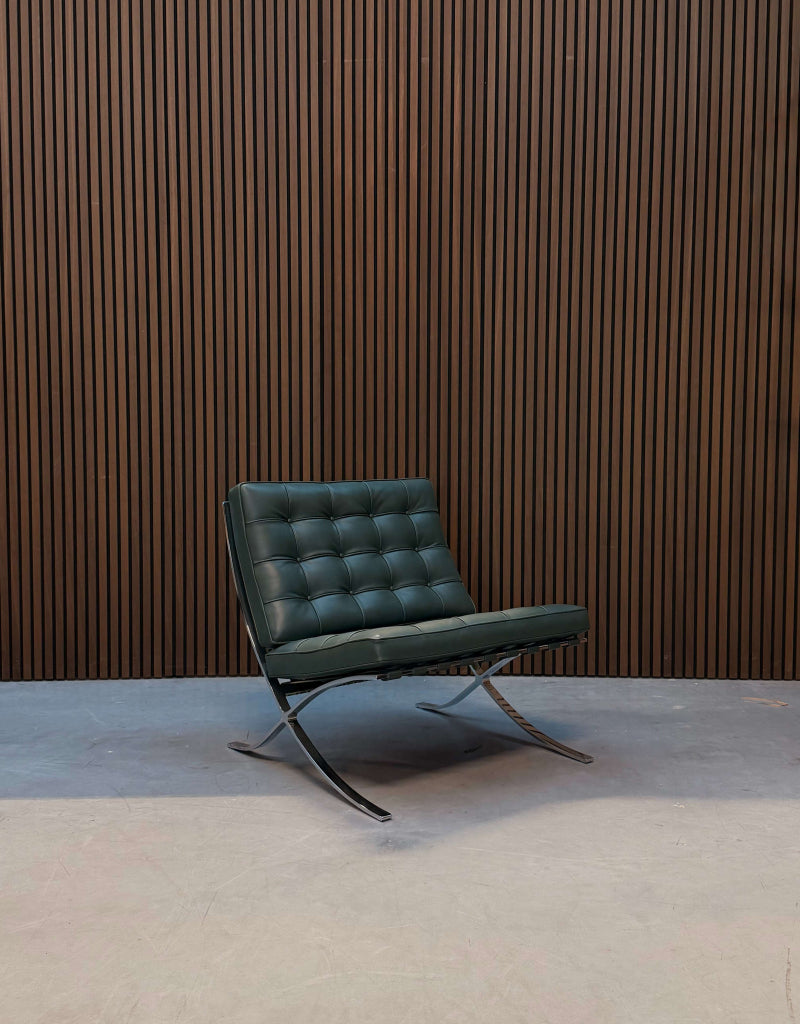 Knoll Barcelona Chair - Bauhaus Green - Relax