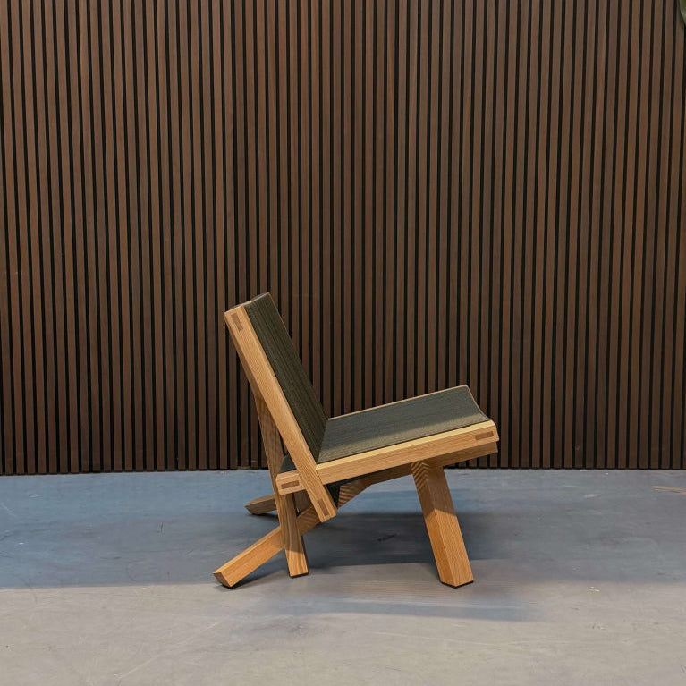 Classicon Volkshaus lounge chair