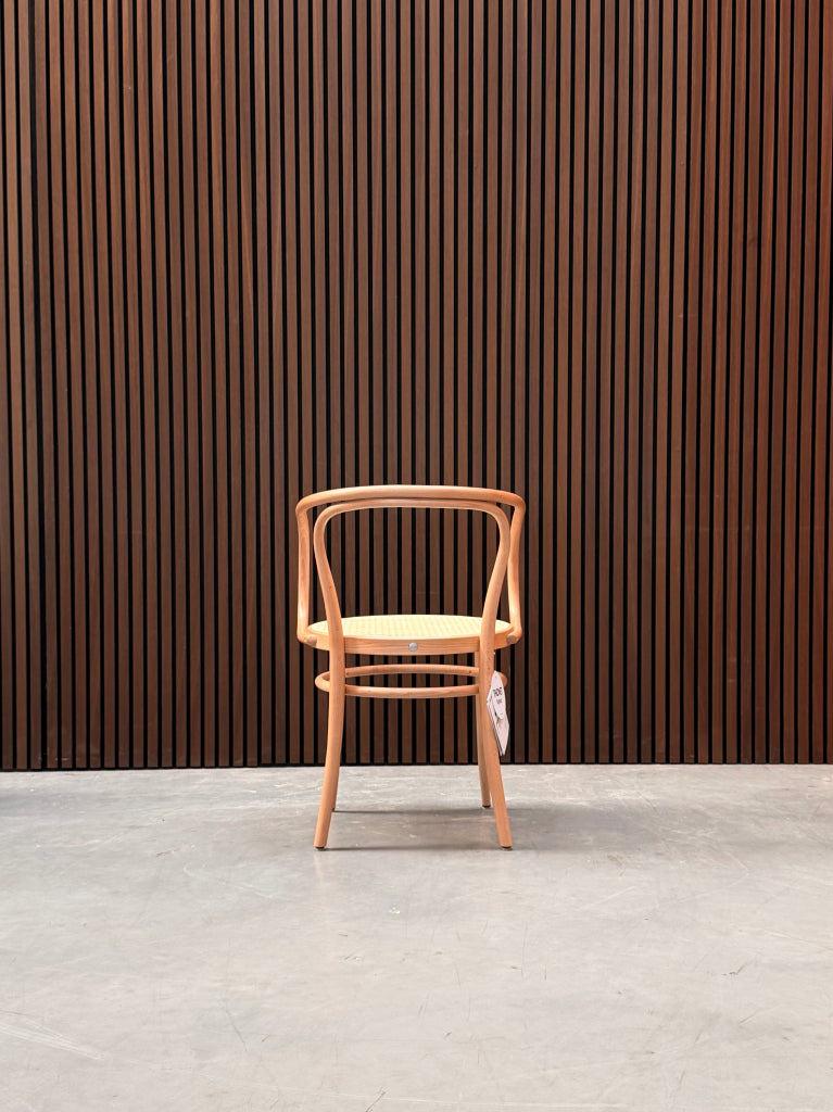 Thonet 209 armstoel
