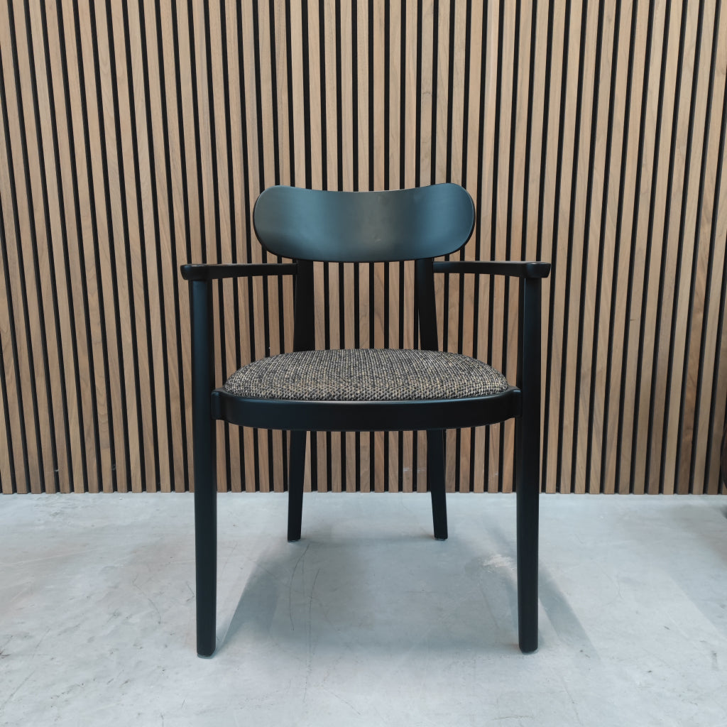 Thonet 118 F - Armstoel - Zwart gelakt beuken