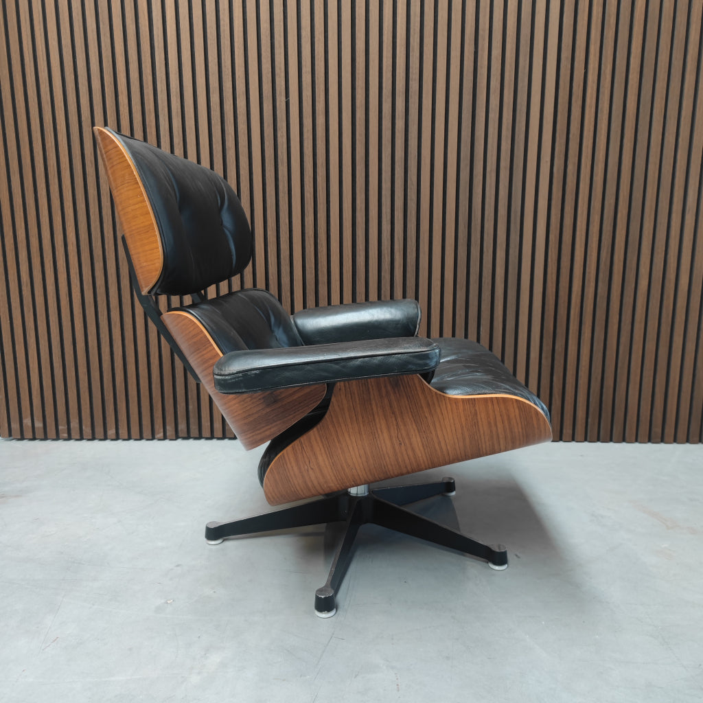 Vitra Eames Lounge chair
