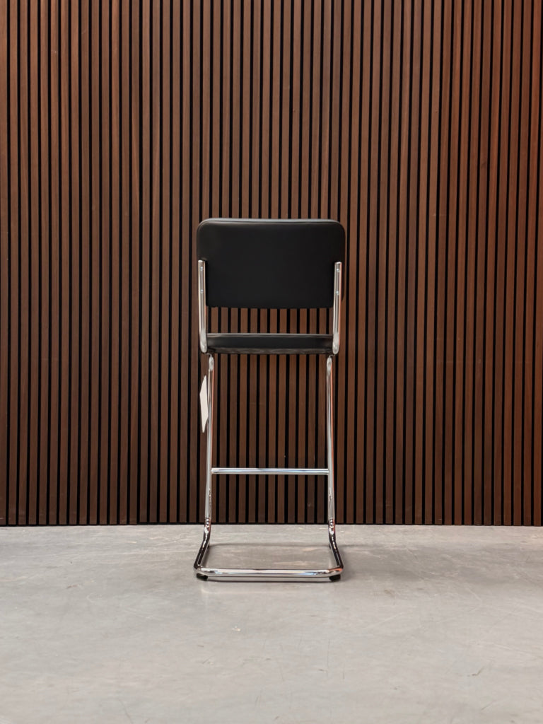 Thonet - 532 PVH barkruk Nero