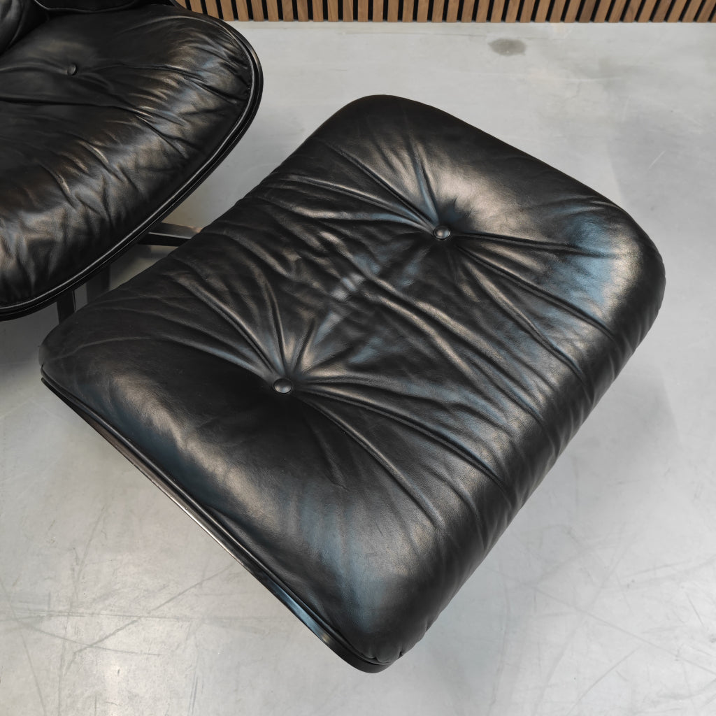 Vitra / Herman Miller Eames lounge chair