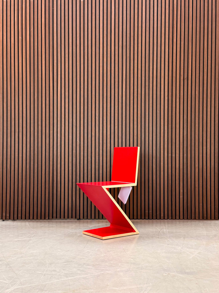 Cassina Zig Zag Chair by Gerrit Rietveld