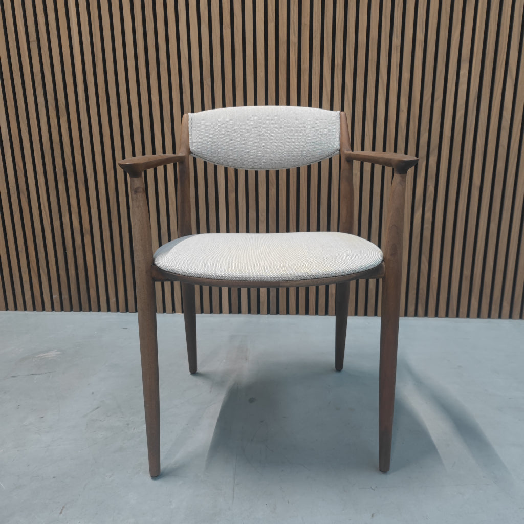 Artisan Nila eetkamerstoel