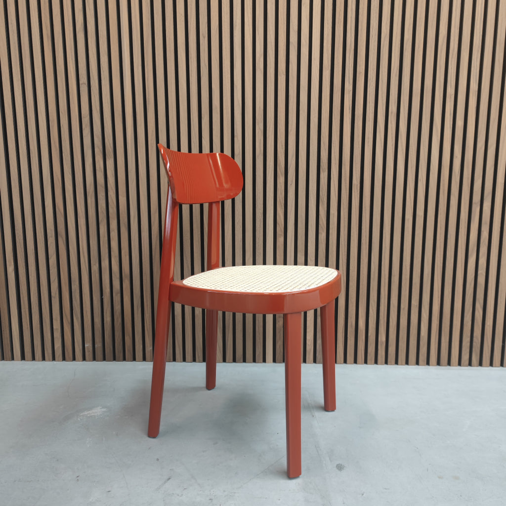 Thonet 118 - hoogglans dark red - eetkamerstoel
