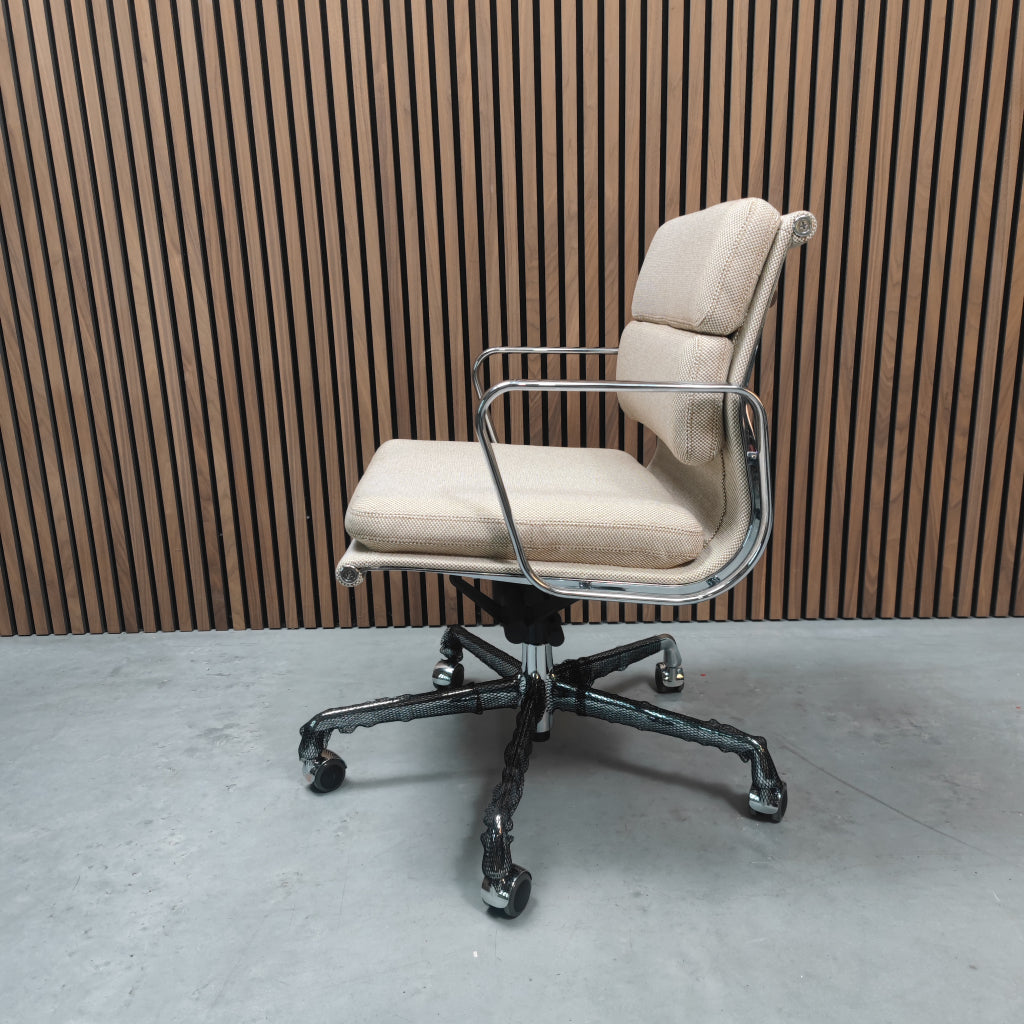 Vitra EA 217 Bureaustoel Papyrus / Crème