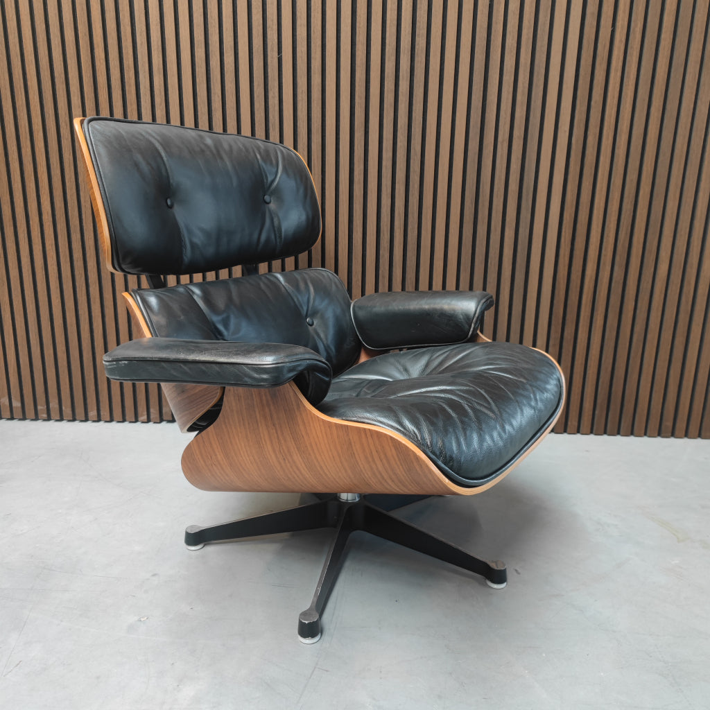 Vitra Eames Lounge chair