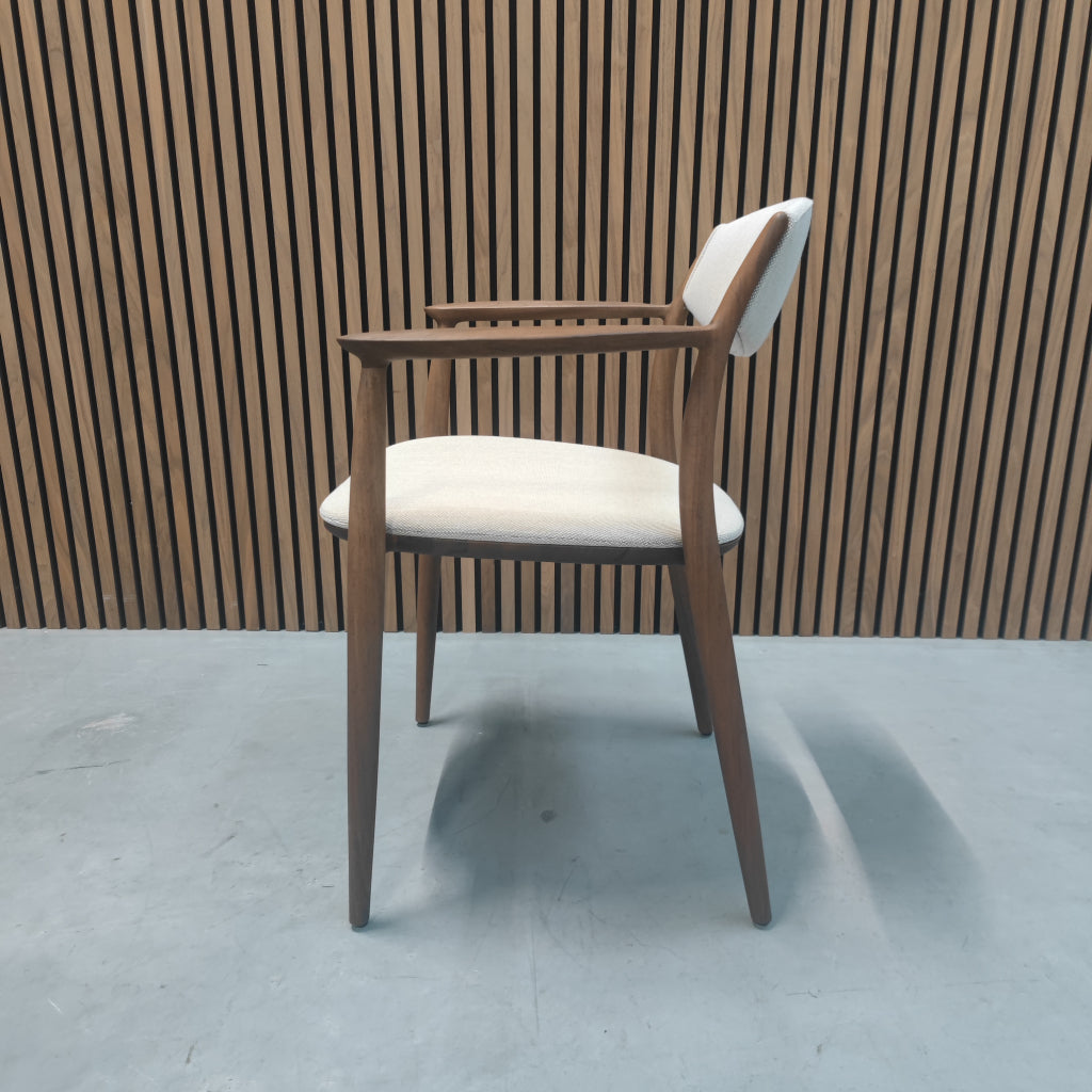 Artisan Nila eetkamerstoel
