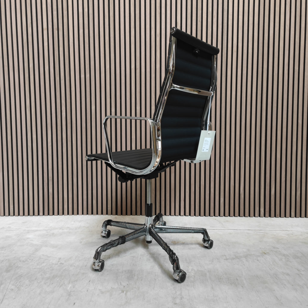Vitra Eames EA 119 Bureaustoel in Nero Premium Leder