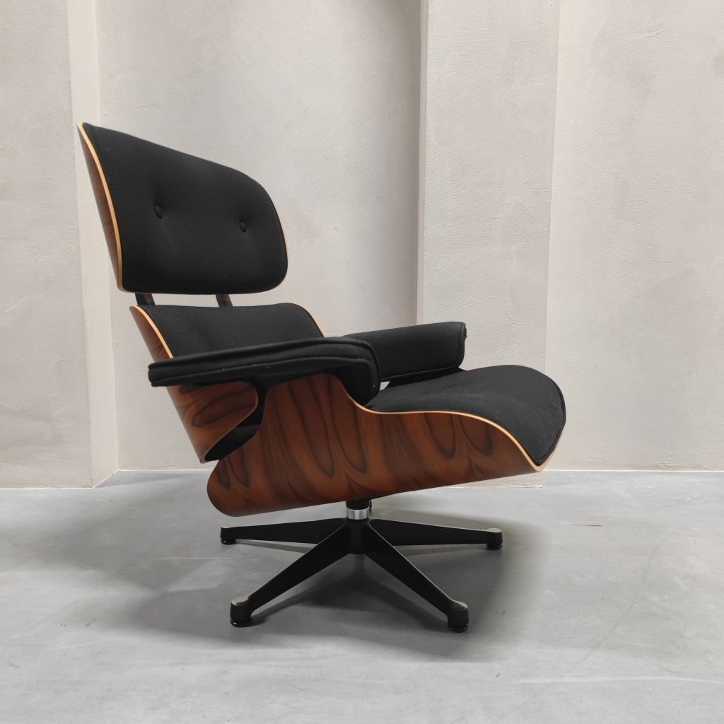 Vitra Eames lounge chair twill incl. ottoman limited edition