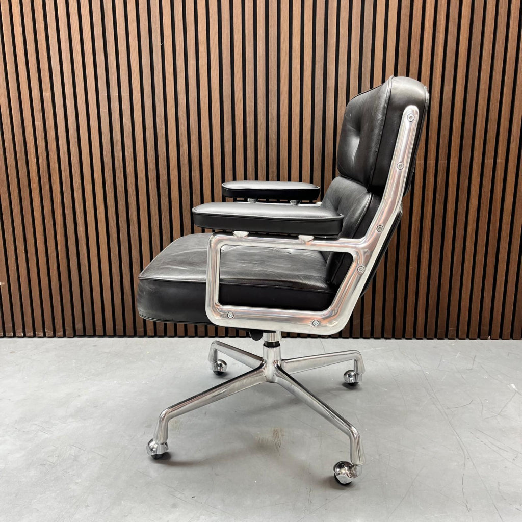 Vitra Eames Lobby chair - Vintage - Nero leder