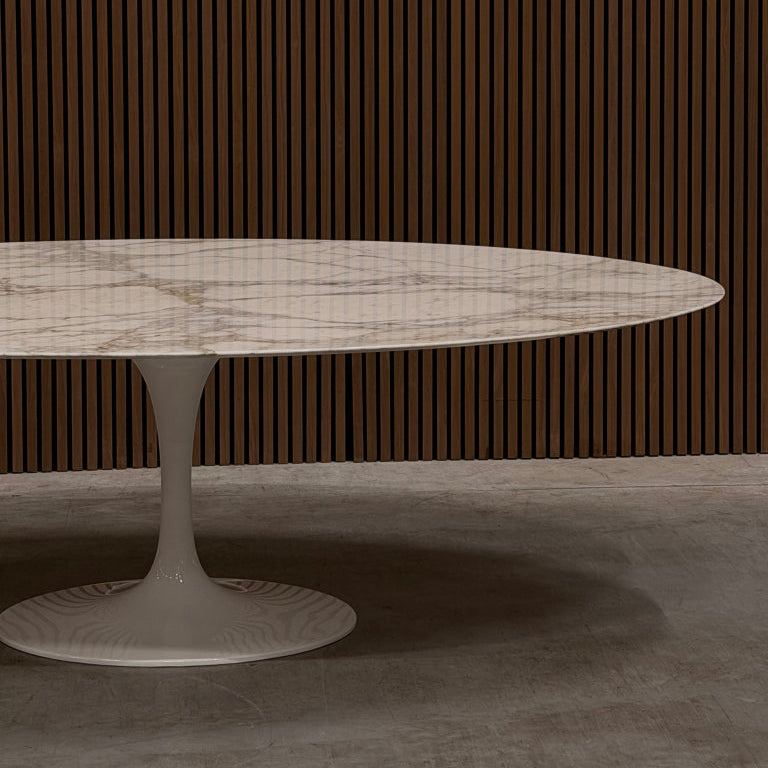 Knoll Saarinen High tulip table - Calacatta Gold