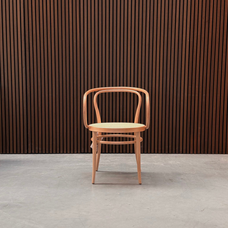 Thonet 209 armstoel