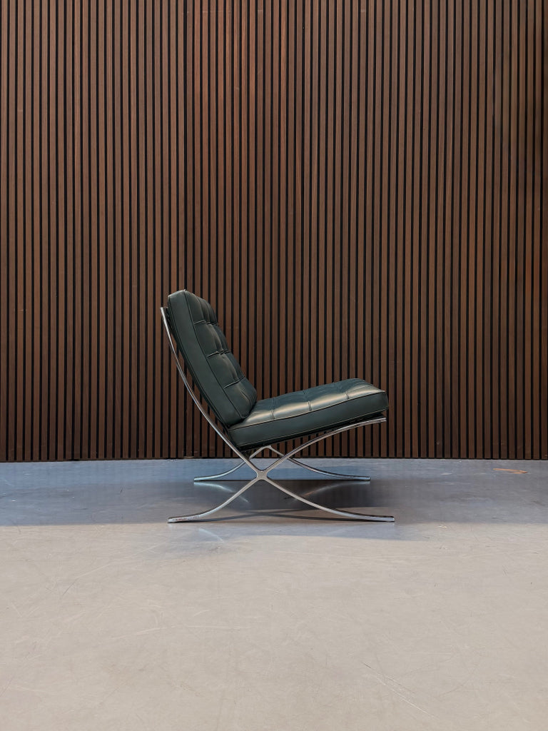 Knoll Barcelona chair - Bauhaus green