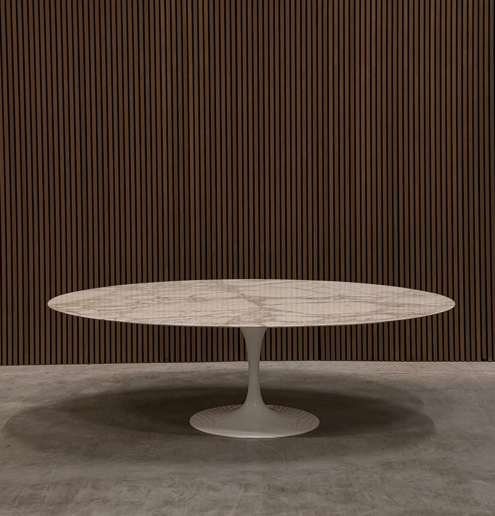 Knoll Saarinen High tulip table - Calacatta Gold