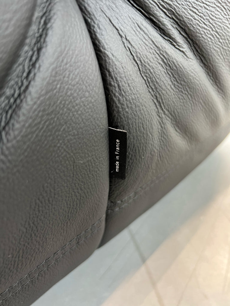 Ligne Roset Togo Small Settee 2-zits | Midnight Black