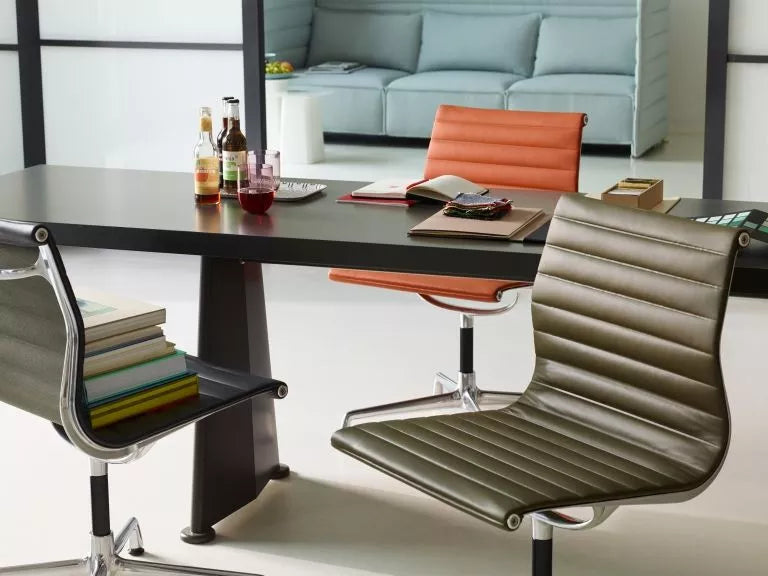 Vitra Metal Side Table small outdoor side table