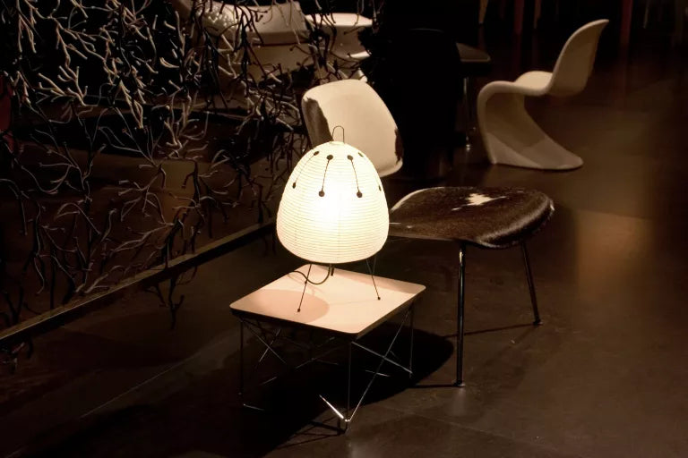 Vitra Akari 1AD table lamp