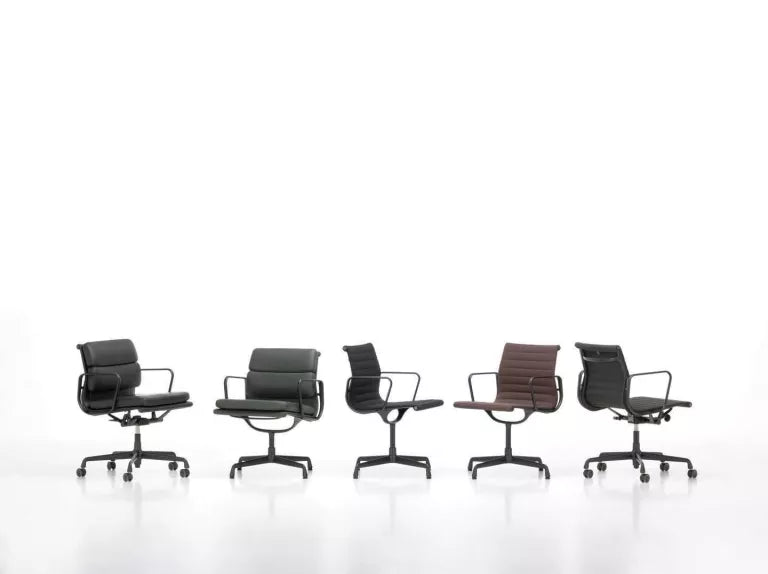Vitra Aluminum Chair Black EA 208 Soft Pad