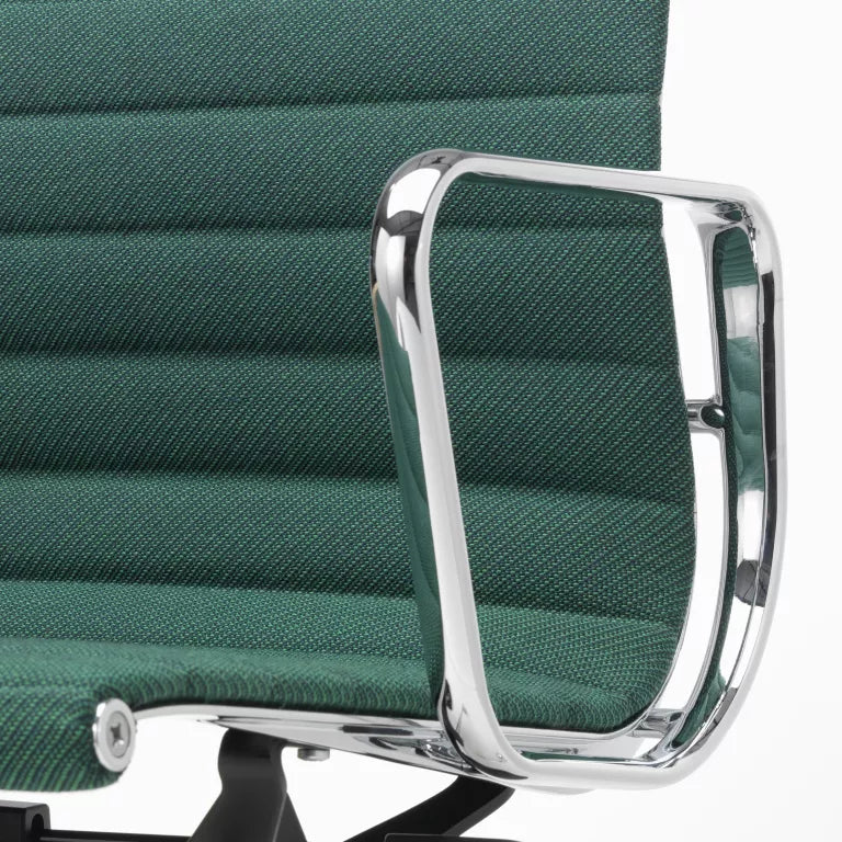 Vitra Aluminium Chair EA 118 office chair chrome Track 21