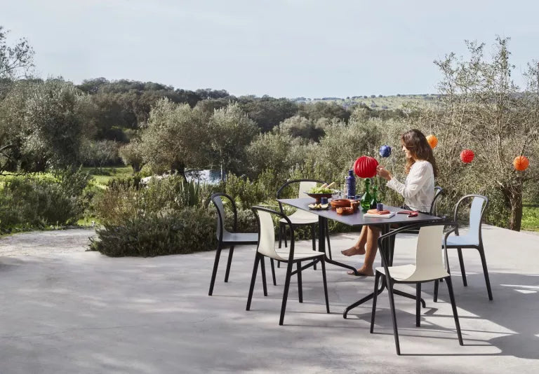 Vitra Belleville Chair stoel crème