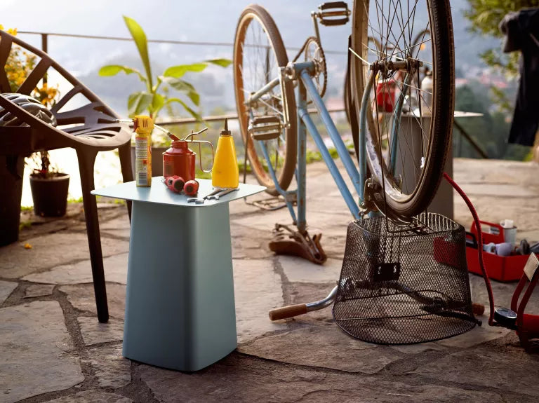 Vitra Metal Side Table outdoor side table