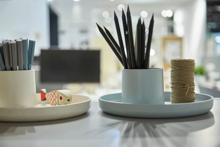 Vitra O-Tidy pen holder