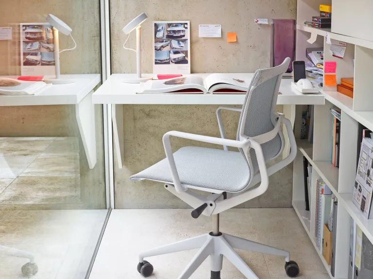 Vitra Physix office chair black base